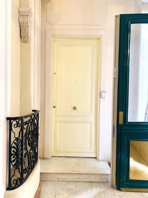 2 Bedrooms - Paris Centre - Champs Elysees Экстерьер фото